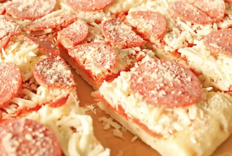 Pré-fatiar pizza congelada