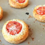 folhados simples de tomate