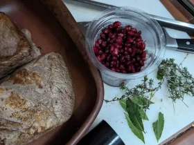 peito refogado com vinho tinto