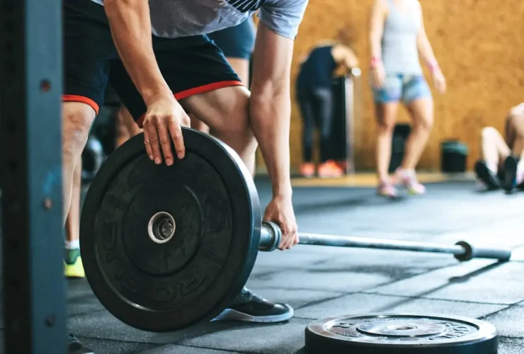 Como melhorar o desenvolvimento no treino de musculação
